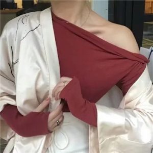 微信聊天时,女生少说这些话,反而让男生对你念念不忘-泡学网-奕声情感,PUA,展示面,撩妹,聊天,情感挽回,泡学书籍,迷男方法,泡学网白鹤,搭讪,恋爱技巧,泡妞秘籍,社交软件,怎么追女生