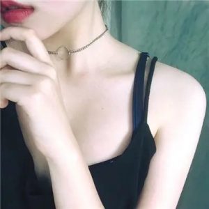 女生喜欢一个人的心理,会有这些迷惑行为-泡学网-奕声情感,PUA,展示面,撩妹,聊天,情感挽回,泡学书籍,迷男方法,泡学网白鹤,搭讪,恋爱技巧,泡妞秘籍,社交软件,怎么追女生