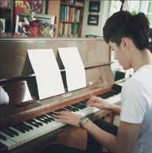 做到这一点,女人倒追你!-泡学网-奕声情感,PUA,展示面,撩妹,聊天,情感挽回,泡学书籍,迷男方法,泡学网白鹤,搭讪,恋爱技巧,泡妞秘籍,社交软件,怎么追女生