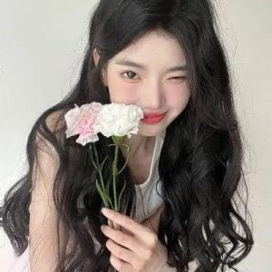 微信第一次怎么打招呼?白鹤来教你-泡学网-奕声情感,PUA,展示面,撩妹,聊天,情感挽回,泡学书籍,迷男方法,泡学网白鹤,搭讪,恋爱技巧,泡妞秘籍,社交软件,怎么追女生