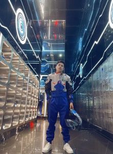 红丸理论—白鹤择偶策略-泡学网-奕声情感,PUA,展示面,撩妹,聊天,情感挽回,泡学书籍,迷男方法,泡学网白鹤,搭讪,恋爱技巧,泡妞秘籍,社交软件,怎么追女生