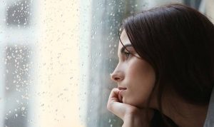 女生说心情不好怎么回复?高情商回复方法逗她开心-泡学网-奕声情感,PUA,展示面,撩妹,聊天,情感挽回,泡学书籍,迷男方法,泡学网白鹤,搭讪,恋爱技巧,泡妞秘籍,社交软件,怎么追女生