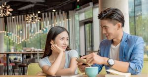 前男友突然联系我的两种可能性-泡学网-奕声情感,PUA,展示面,撩妹,聊天,情感挽回,泡学书籍,迷男方法,泡学网白鹤,搭讪,恋爱技巧,泡妞秘籍,社交软件,怎么追女生