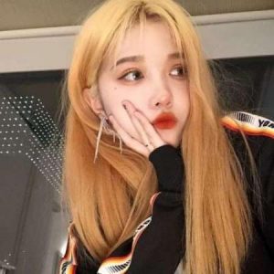 肢体近挪:这三招轻松“碰”到女生隐私处!-泡学网-奕声情感,PUA,展示面,撩妹,聊天,情感挽回,泡学书籍,迷男方法,泡学网白鹤,搭讪,恋爱技巧,泡妞秘籍,社交软件,怎么追女生