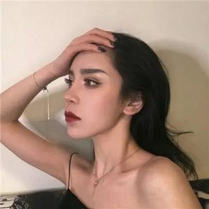 洞察人心这件事,就像是打牌-泡学网-奕声情感,PUA,展示面,撩妹,聊天,情感挽回,泡学书籍,迷男方法,泡学网白鹤,搭讪,恋爱技巧,泡妞秘籍,社交软件,怎么追女生