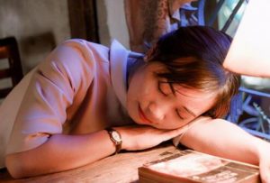 女朋友说累该说什么去安慰她？让她暖心的句子-泡学网-奕声情感,PUA,展示面,撩妹,聊天,情感挽回,泡学书籍,迷男方法,泡学网白鹤,搭讪,恋爱技巧,泡妞秘籍,社交软件,怎么追女生