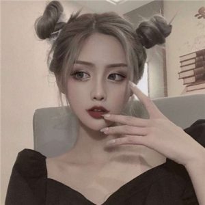 喜欢自拍的女生,都是“求撩”信号展示-泡学网-奕声情感,PUA,展示面,撩妹,聊天,情感挽回,泡学书籍,迷男方法,泡学网白鹤,搭讪,恋爱技巧,泡妞秘籍,社交软件,怎么追女生